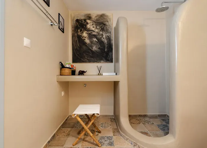 Naxos Joya Naxos City